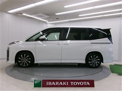 ヴォクシー HV S-Z