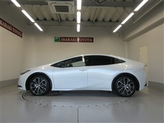 プリウス Z