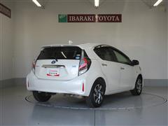 アクア S スタイルブラック