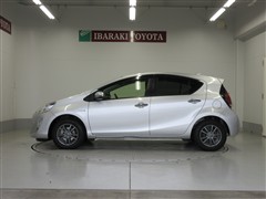 アクア S スタイルブラック