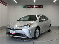 トヨタ プリウス S セーフティプラス2