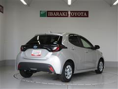 ヤリス ハイブリッド X