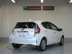 アクア S スタイルブラック