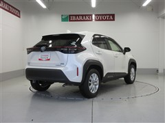 ヤリスクロス HV G