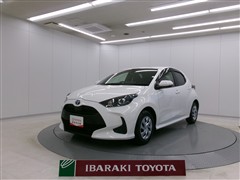 トヨタ ヤリス ハイブリッド X