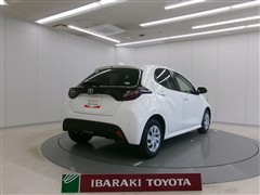 ヤリス X