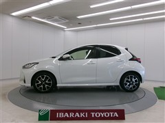 ヤリス ハイブリッド Z