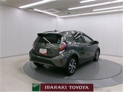 アクア クロスオーバー グラム