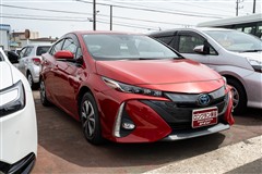プリウスPHV A