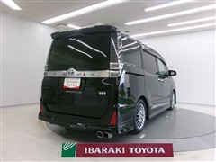 ヴォクシー ハイブリッド ZS