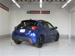 ヤリス ハイブリッド Z