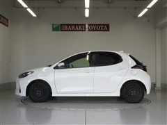 ヤリス ハイブリッド X