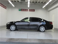 クラウンロイヤル HV ロイヤルサルーン