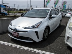 トヨタ プリウス A