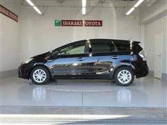 プリウスアルファ S