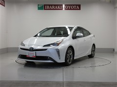 プリウス A プレミアムツーリング