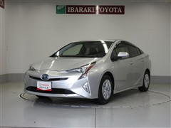 トヨタ プリウス S セーフティプラス