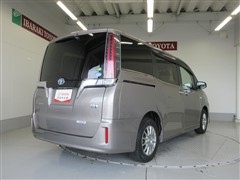 エスクァイア GI プレミアム