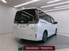 エスクァイアHV GIプレミアムBLテ