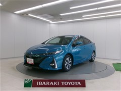 トヨタ プリウスPHV A