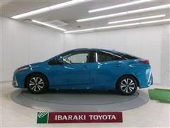 プリウスPHV A
