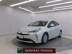 トヨタ プリウス S セーフティプラス2