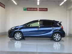 アクア S スタイルブラック