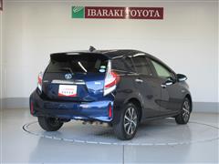 アクア S スタイルブラック