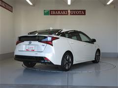 プリウス A ツーリングセレクション