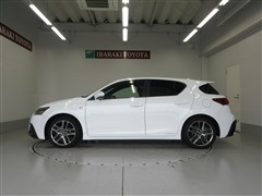 CT200h Fスポーツ