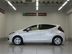 アクア X