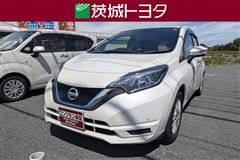 日産 ノート E-パワー X