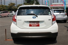 アクア X-アーバン