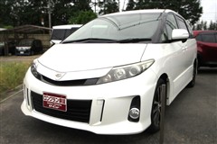 トヨタ　エスティマ アエラス レザー