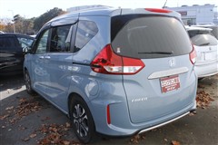 フリード クロスターホンダセンシン