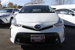 プリウスアルファ S