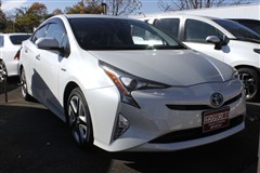 プリウス A ツーリングセレクション