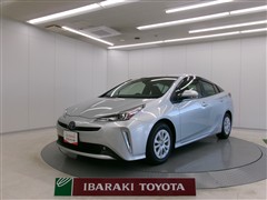 プリウス S セーフティプラス2