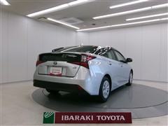 プリウス S セーフティプラス2