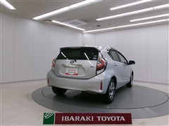 アクア S スタイルブラック