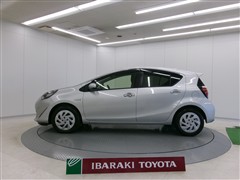 アクア S スタイルブラック