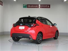 ヤリス ハイブリッド Z