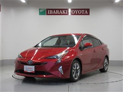 トヨタ プリウス A ツーリングセレクション