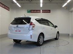 プリウスアルファ S