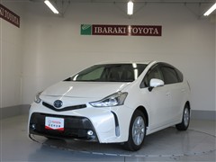 プリウスアルファ S