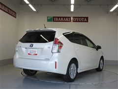 プリウスアルファ S