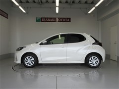 ヤリス ハイブリッド X