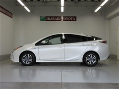 プリウス A プレミアム