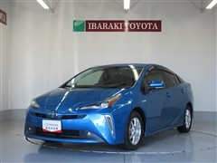 トヨタ プリウス S ツーリングセレクション