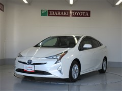 プリウス S セーフティプラス